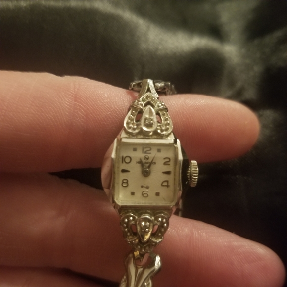 Helbros Accessories - VTG Helbros ladies watch
